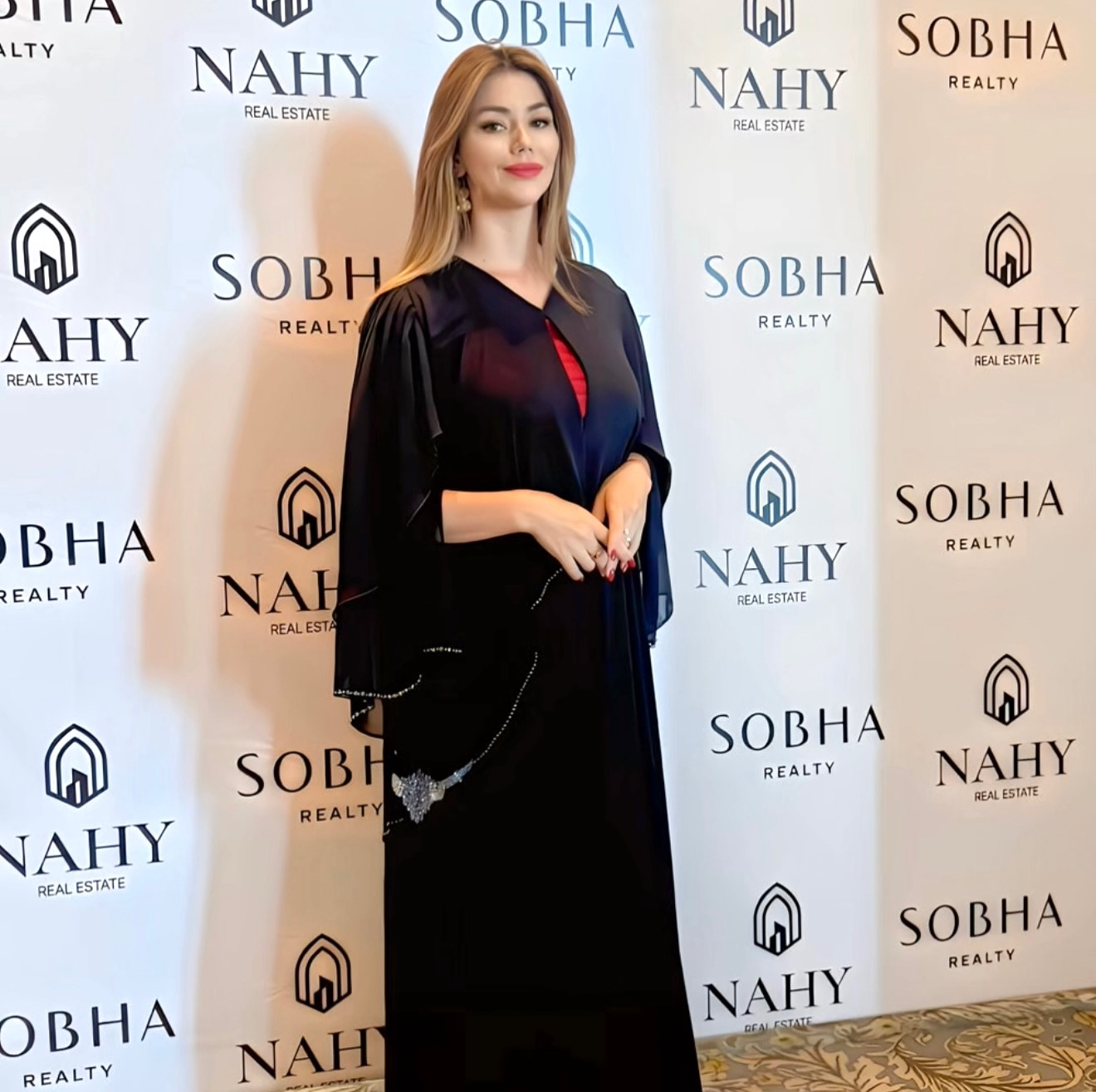 Mariane Nunes, empresária brasileira em Dubai, em evento da NAHY Real Estate com a Sobha Realty